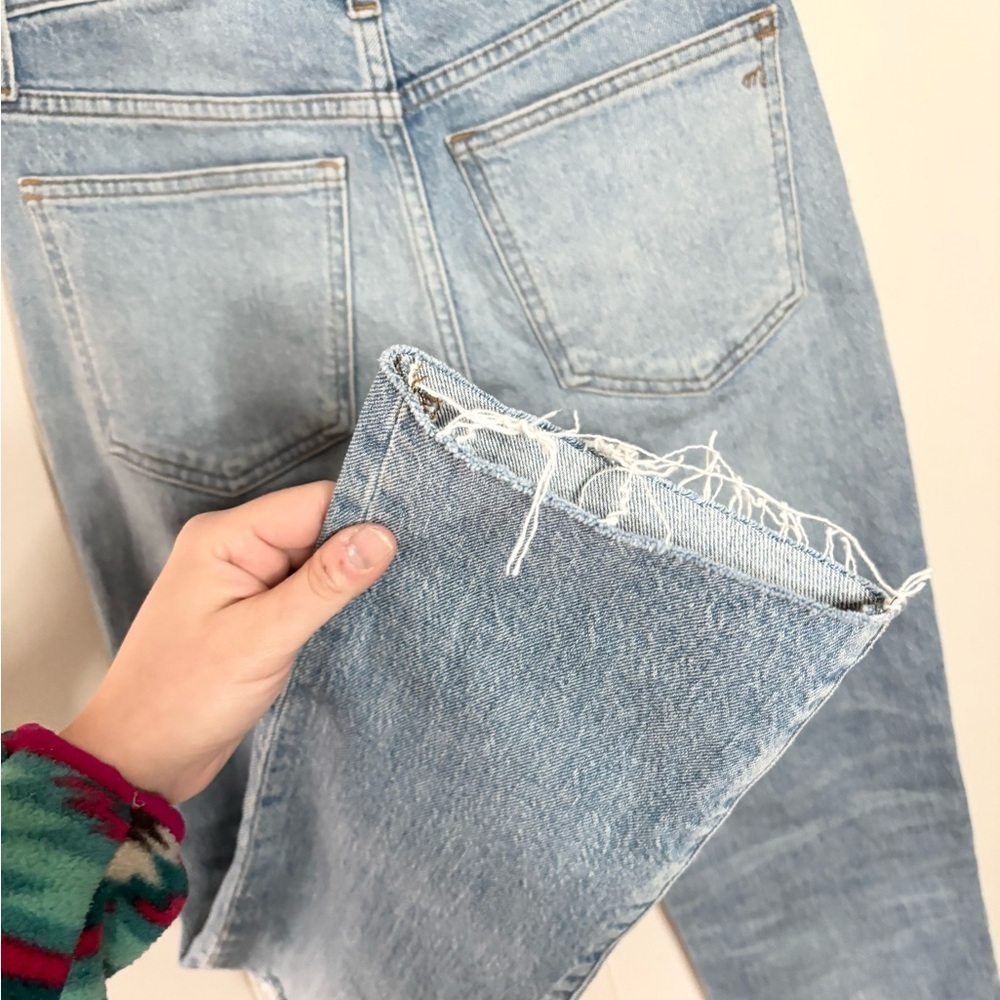 Madewell the perfect vintage jeans size 24 light wash raw hem high rise - Picture 7 of 10